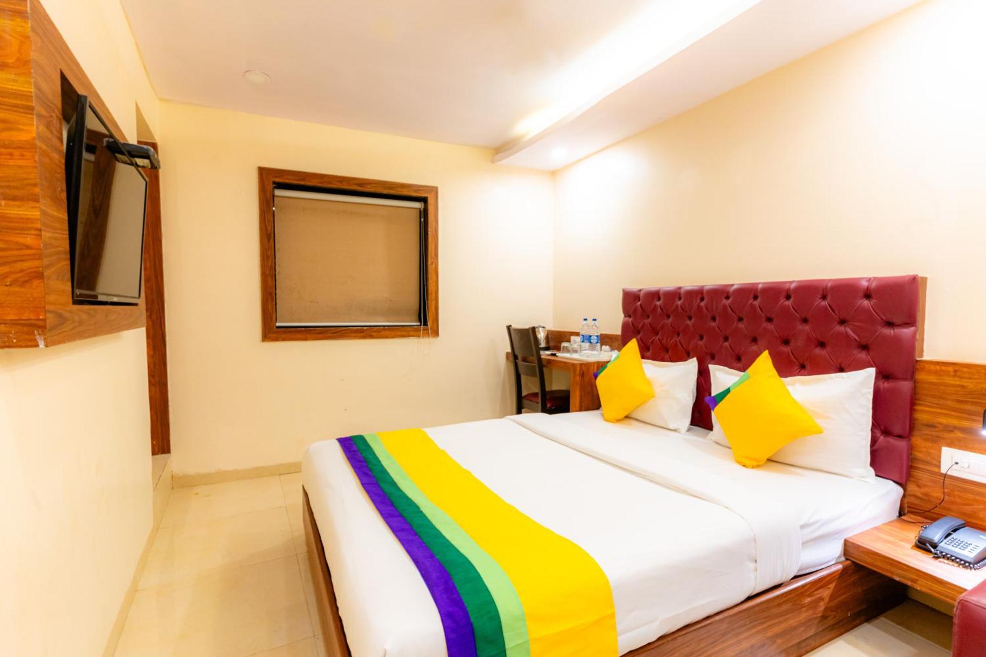 Itsy Hotels Elegant, Mumbai